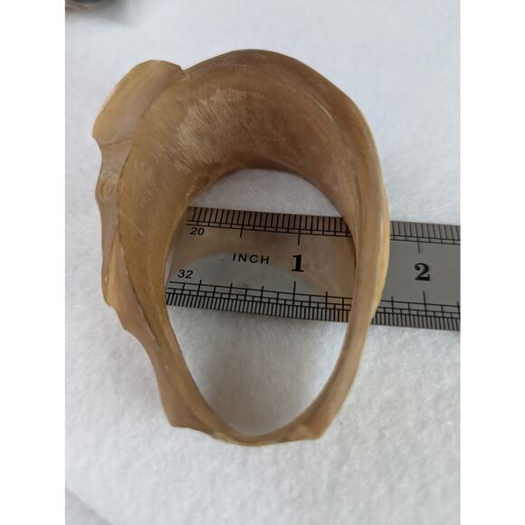 Hand Carved small bracelet from Africa 6" inside circumference Elephant vintage - Picture 2 of 5